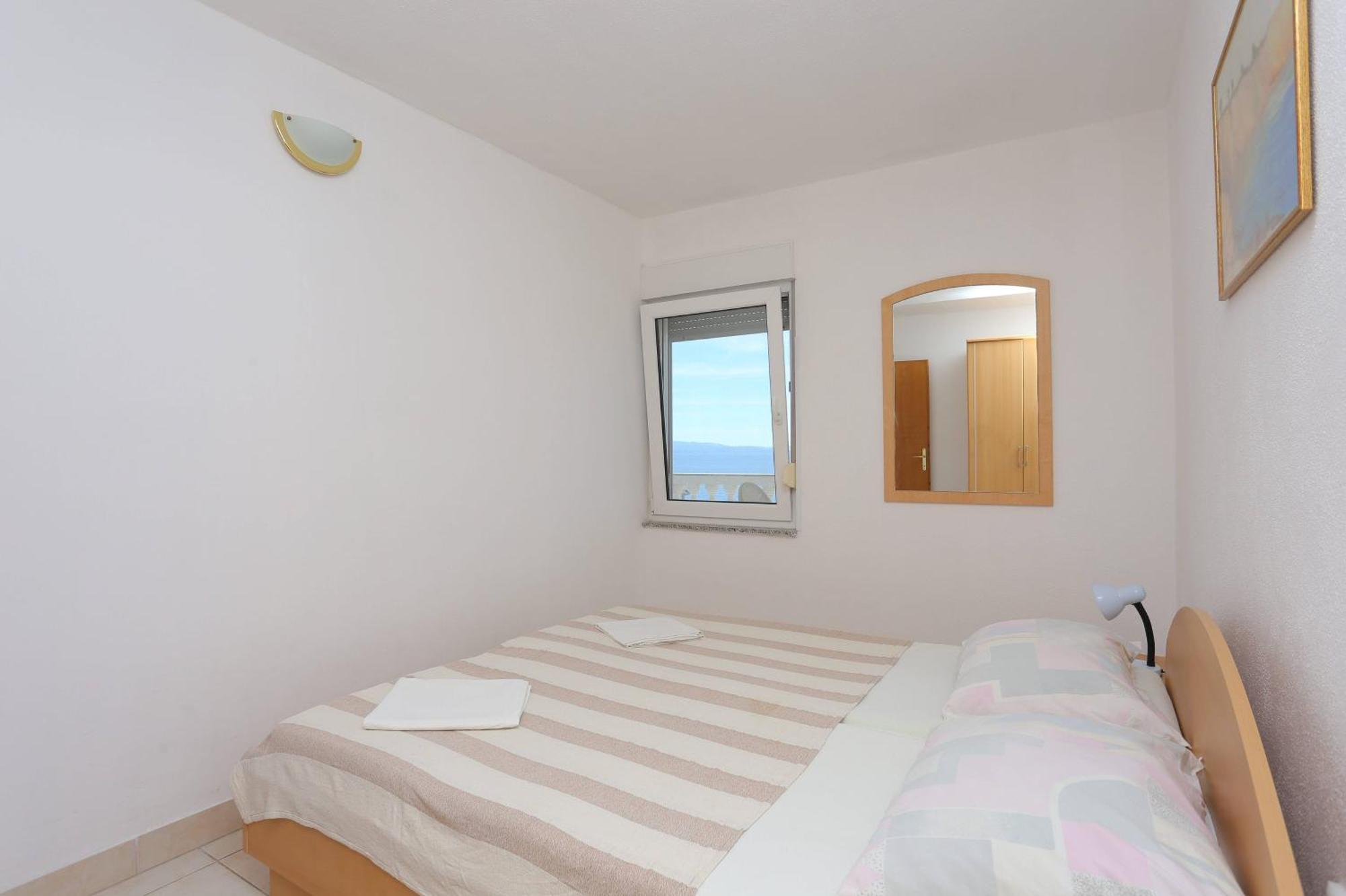 Family Friendly Apartments With A Swimming Pool Businci, Ciovo - 11232 Τρογκίρ Δωμάτιο φωτογραφία