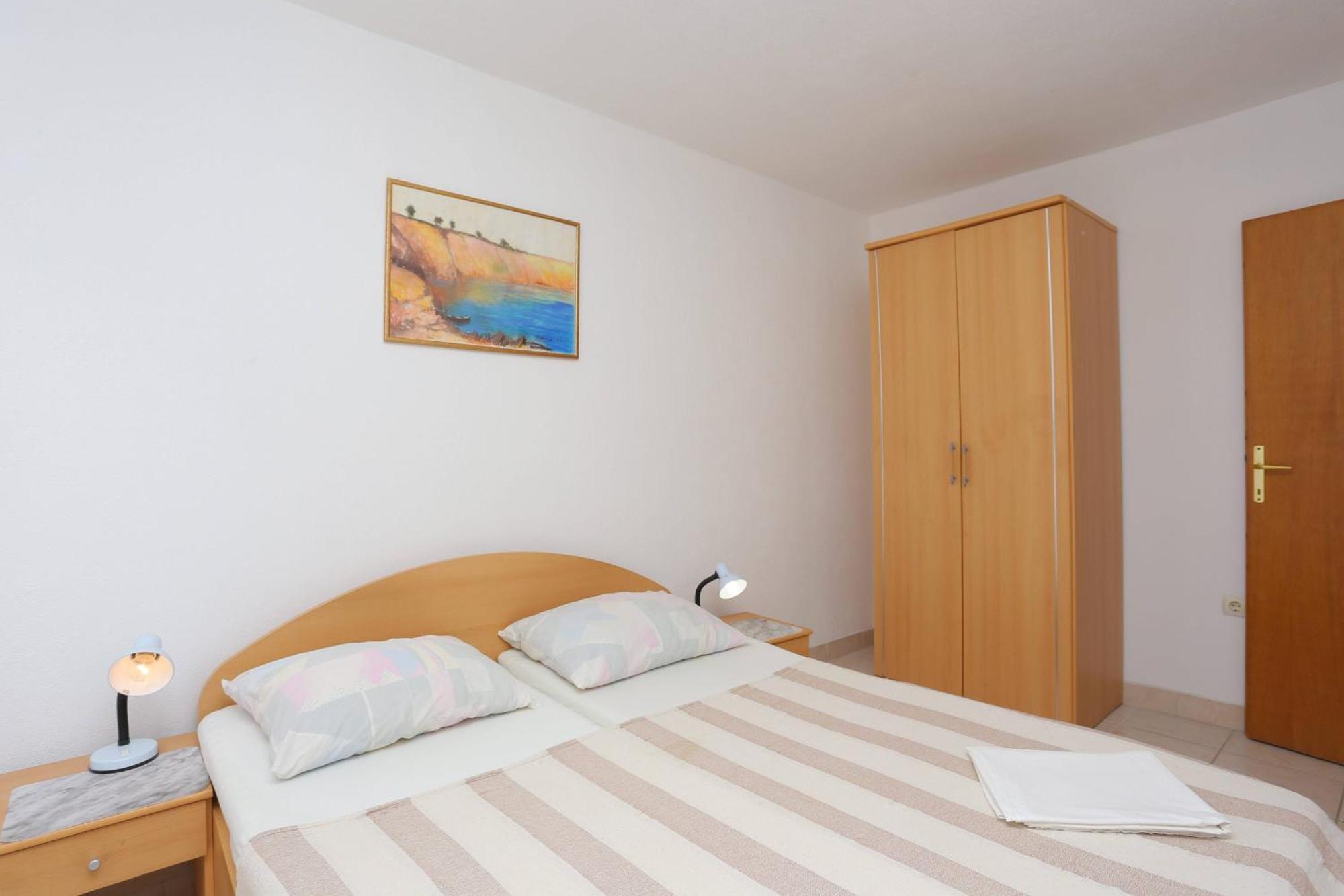 Family Friendly Apartments With A Swimming Pool Businci, Ciovo - 11232 Τρογκίρ Δωμάτιο φωτογραφία