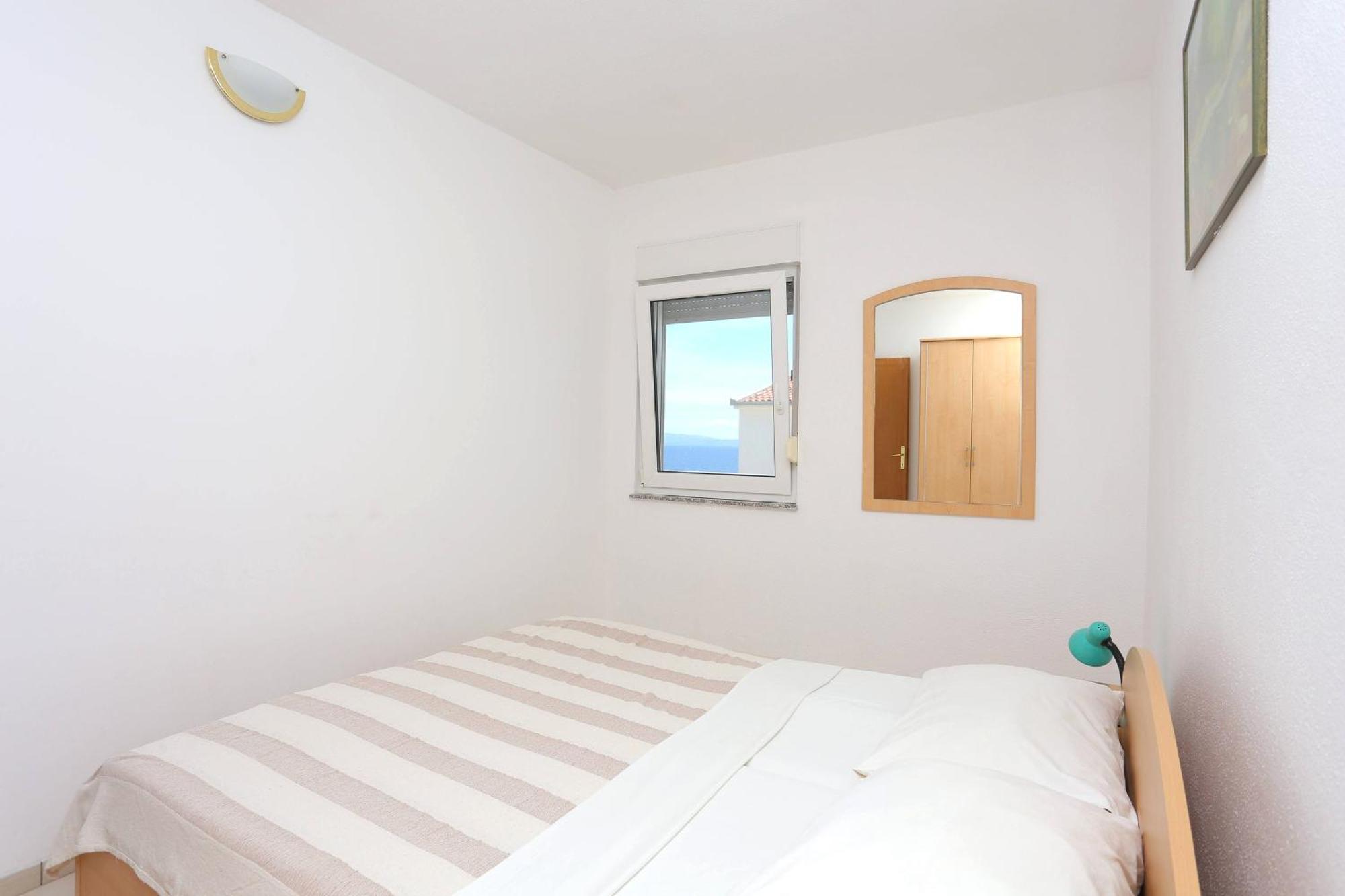 Family Friendly Apartments With A Swimming Pool Businci, Ciovo - 11232 Τρογκίρ Δωμάτιο φωτογραφία