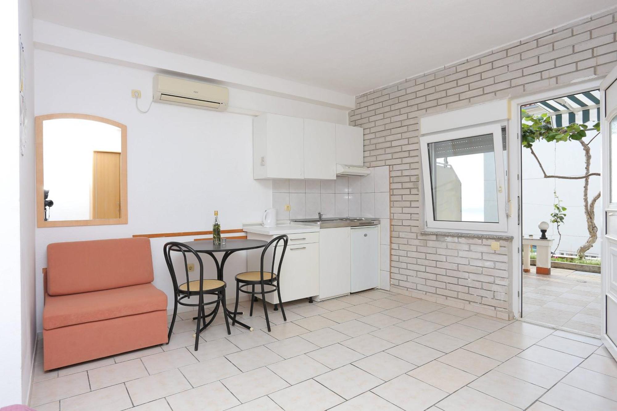 Family Friendly Apartments With A Swimming Pool Businci, Ciovo - 11232 Τρογκίρ Εξωτερικό φωτογραφία