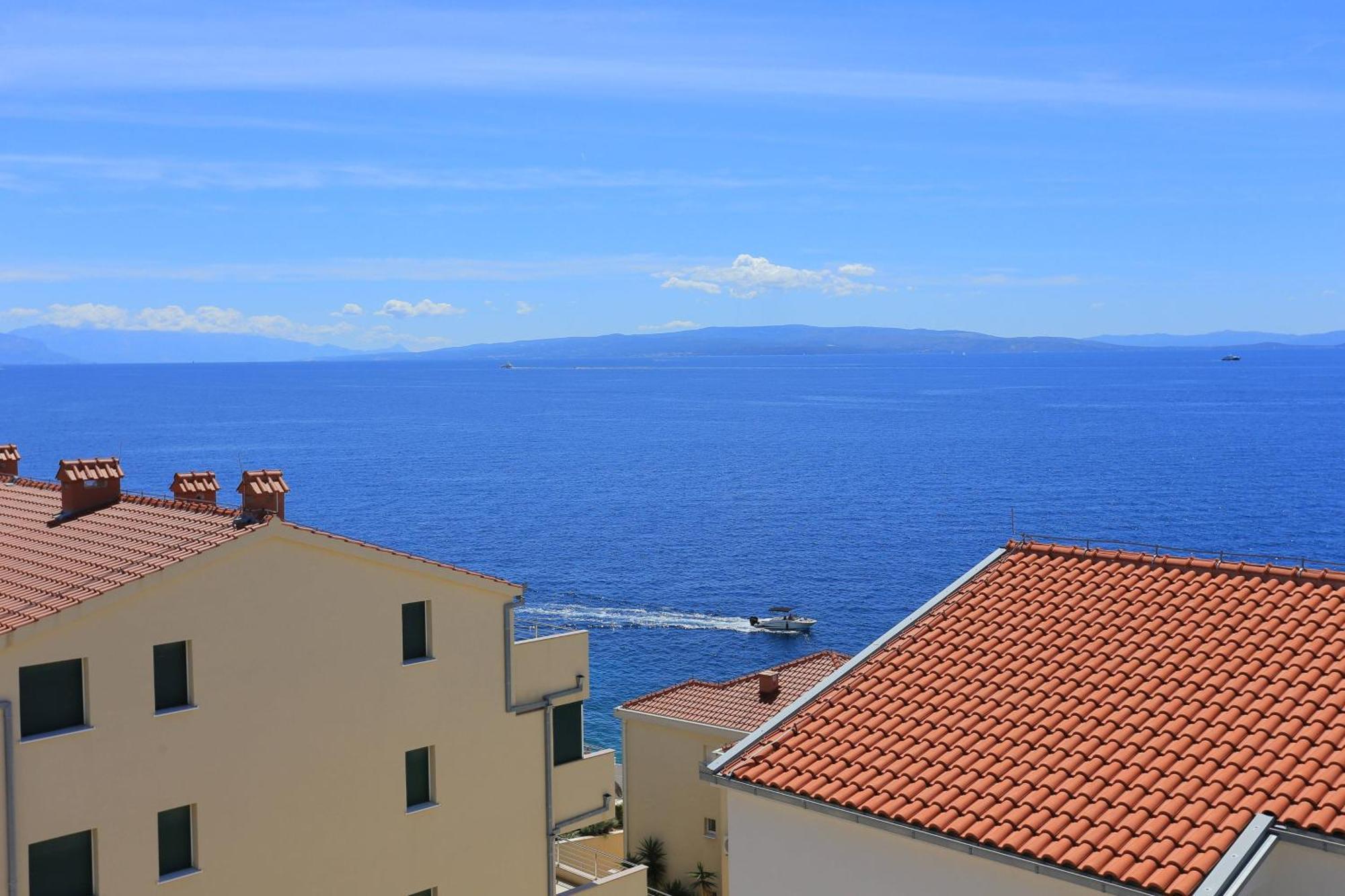 Family Friendly Apartments With A Swimming Pool Businci, Ciovo - 11232 Τρογκίρ Εξωτερικό φωτογραφία