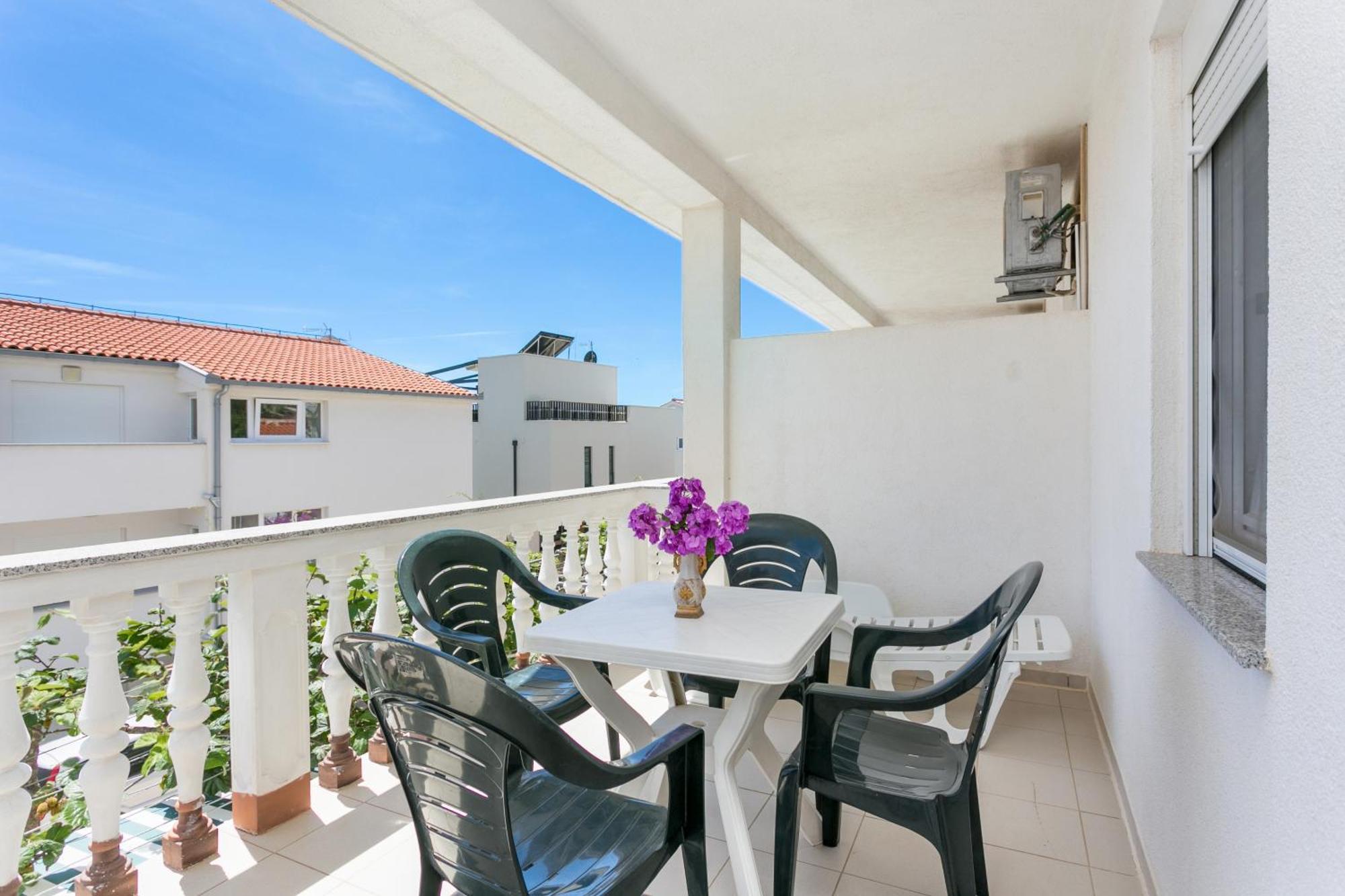 Family Friendly Apartments With A Swimming Pool Businci, Ciovo - 11232 Τρογκίρ Εξωτερικό φωτογραφία