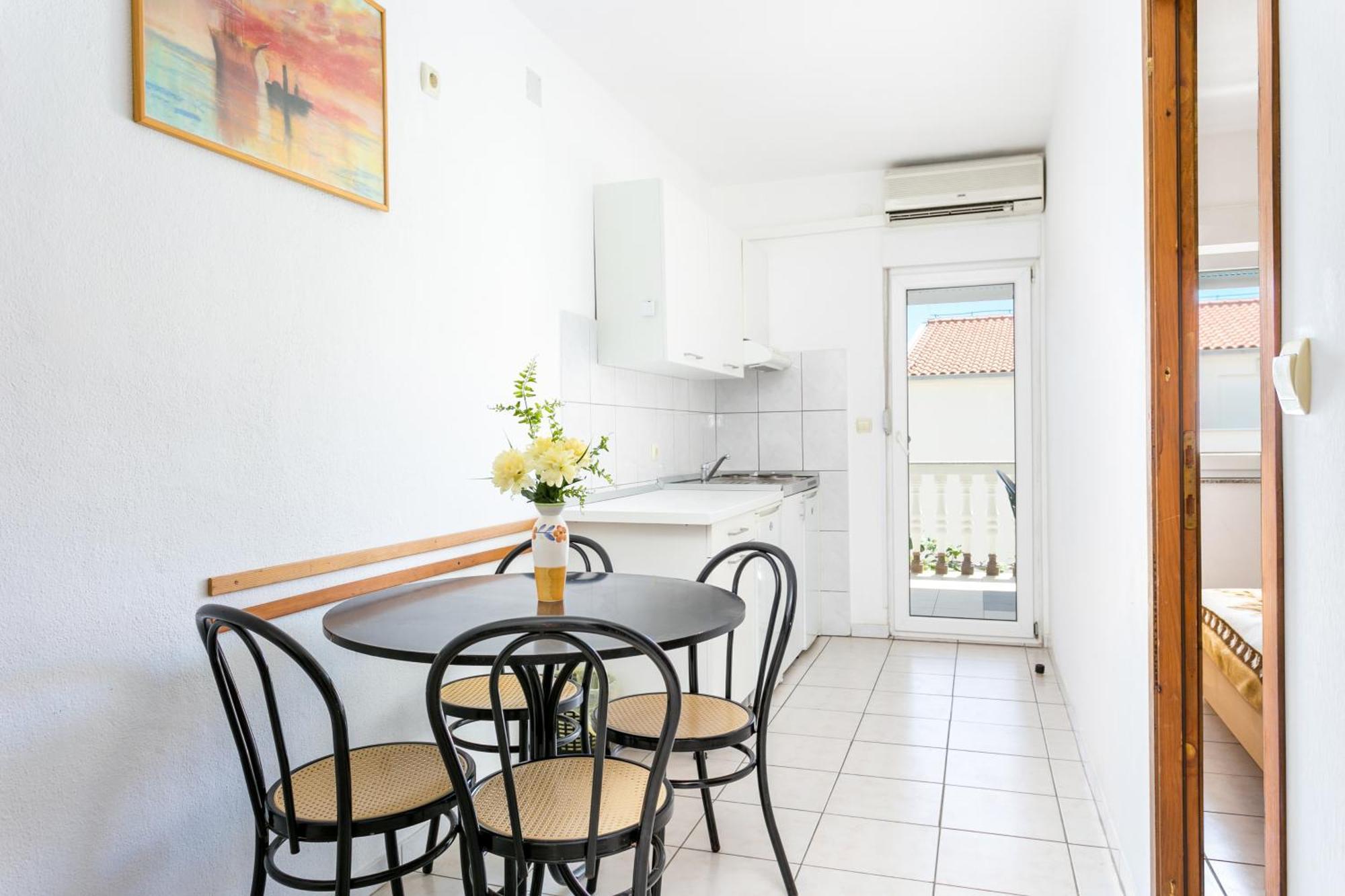 Family Friendly Apartments With A Swimming Pool Businci, Ciovo - 11232 Τρογκίρ Εξωτερικό φωτογραφία